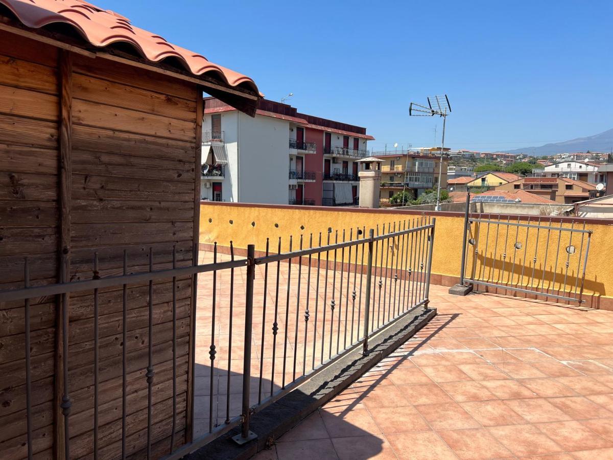 Attico Etnamare Villa Гравина ди Катания Екстериор снимка