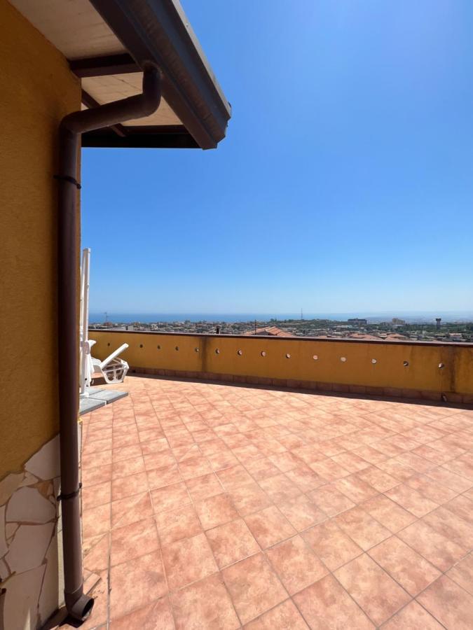 Attico Etnamare Villa Гравина ди Катания Екстериор снимка